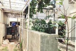 Hunian Mewah Dijual LT 570m2 di Menteng, Jakarta Pusat Hunian Mewah Dijual LT 570m2 di Menteng, Jakarta Pusat