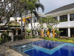 Hunian Super Mewah dengan Akses Paling Strategis di BSD Taman Giri Loka, Tangerang Hunian Super Mewah dengan Akses Paling Strategis di BSD Taman Giri Loka, Tangerang