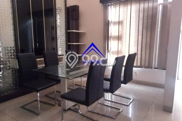 Disewakan! Rumah 3 Kamar Tidur &
3 Kamar Mandi di Pasteur, Bandung Disewakan! Rumah 3 Kamar Tidur &
3 Kamar Mandi di Pasteur, Bandung