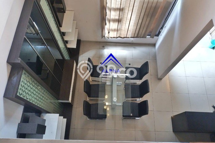 Disewakan! Rumah 3 Kamar Tidur &
3 Kamar Mandi di Pasteur, Bandung Disewakan! Rumah 3 Kamar Tidur &
3 Kamar Mandi di Pasteur, Bandung