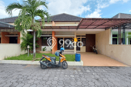 For Sale Rumah 3 Kamar Lokasi Ideal Bagus dan Strategis di Colomadu For Sale Rumah 3 Kamar Lokasi Ideal Bagus dan Strategis di Colomadu