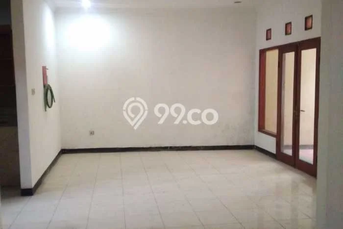 Rumah Minimalis 3 Kamar LT 215m2 di Kopo Rumah Minimalis 3 Kamar LT 215m2 di Kopo