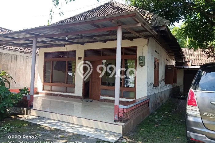 Hunian Cantik Minimalis Lb 100m2 di Bangsal, Mojokerto Hunian Cantik Minimalis Lb 100m2 di Bangsal, Mojokerto