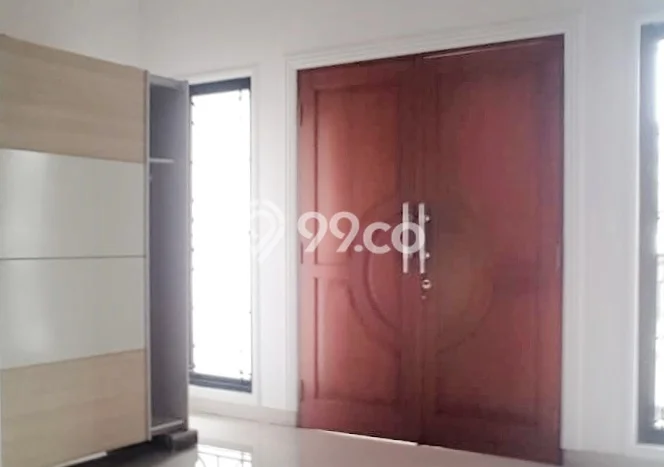Rumah sewa siap huni 4 KT di Puri Indah, Jakarta Barat Rumah sewa siap huni 4 KT di Puri Indah, Jakarta Barat