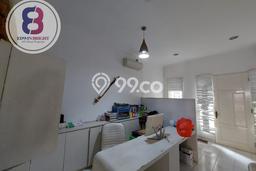 For Sale Rumah 3 Kamar Lokasi Strategis Nyaman dan Strategis di Serpong For Sale Rumah 3 Kamar Lokasi Strategis Nyaman dan Strategis di Serpong