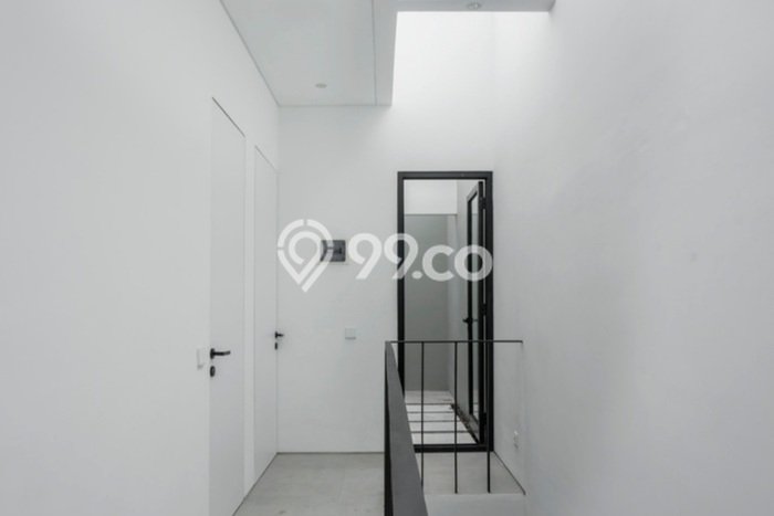 Rumah Strategis Modern Lb 60m2 di Ciracas, Jakarta Timur Rumah Strategis Modern Lb 60m2 di Ciracas, Jakarta Timur