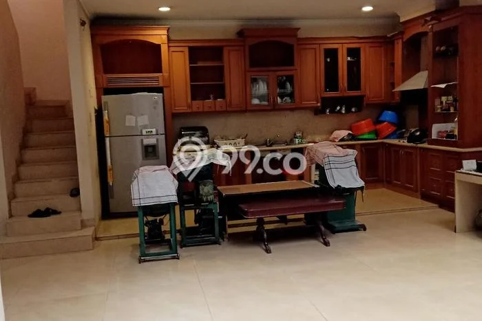 Rumah Luxury Modern Siap Huni di Pantai Indah Kapuk Jakarta Utara Rumah Luxury Modern Siap Huni di Pantai Indah Kapuk Jakarta Utara
