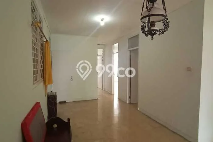 UNIT TERBATAS! Rumah di , 2 KM, Luas 271m2m² LB 250m2m² UNIT TERBATAS! Rumah di , 2 KM, Luas 271m2m² LB 250m2m²