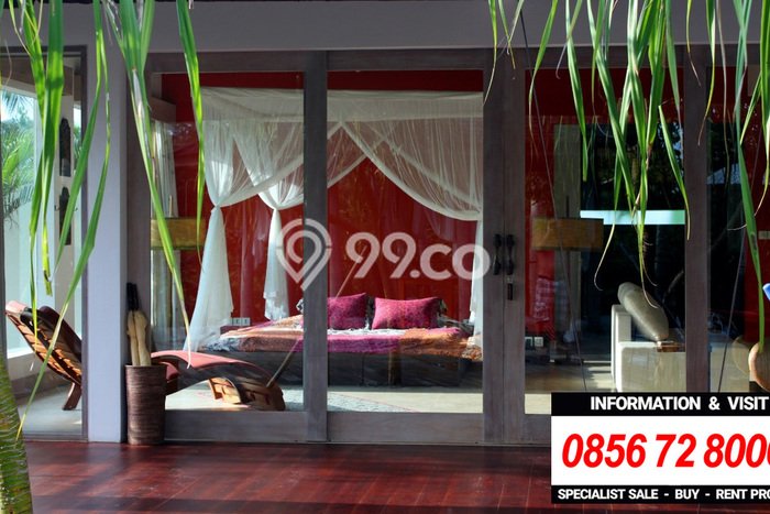 Rumah Mewah LB 2939m2 Siap Pakai Desain Elegan di Kenderan, Gianyar Rumah Mewah LB 2939m2 Siap Pakai Desain Elegan di Kenderan, Gianyar