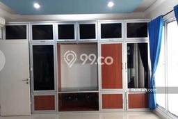 Siap Huni Rumah Mewah 5 Kamar di Cengkareng Dekat ke Mana Pun Siap Huni Rumah Mewah 5 Kamar di Cengkareng Dekat ke Mana Pun