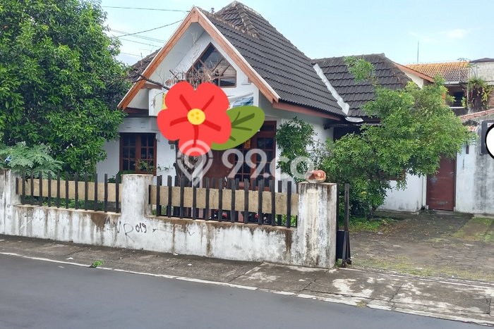 For Sale! Premium House LT 450m2 Desain Elegan di Caturtunggal For Sale! Premium House LT 450m2 Desain Elegan di Caturtunggal