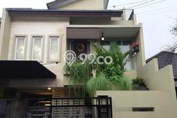 Ready to Use! Luxury House LT 160m2 Desain Modern di Pondok Indah Ready to Use! Luxury House LT 160m2 Desain Modern di Pondok Indah