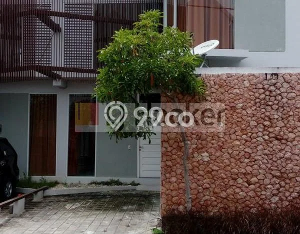 Jarang Ada! Rumah Sewa 3 Kamar Nyaman Siap Huni Pemogan Jarang Ada! Rumah Sewa 3 Kamar Nyaman Siap Huni Pemogan