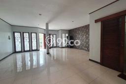 Rumah area Bintaro, Tangerang Selatan, LT 163m² LB 170m² - SEGERA MILIKI! Rumah area Bintaro, Tangerang Selatan, LT 163m² LB 170m² - SEGERA MILIKI!