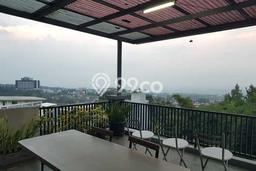 Rumah Premium di Bandung Strategis Kondisi Baik Rumah Premium di Bandung Strategis Kondisi Baik