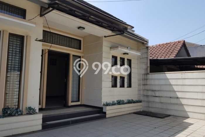 Dijual Rumah 2 Kamar Lokasi Ideal Nyaman dan Strategis di Batununggal Dijual Rumah 2 Kamar Lokasi Ideal Nyaman dan Strategis di Batununggal