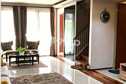HUNIAN PILIHAN! Rumah di Bintaro, LT 180m² LB 250m² HUNIAN PILIHAN! Rumah di Bintaro, LT 180m² LB 250m²