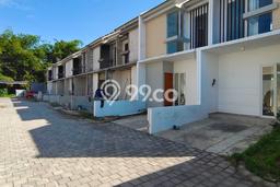 Rumah SUPER MEWAH! di Citraland, Surabaya, Luas 72m² LB 180m², BISA KPR Rumah SUPER MEWAH! di Citraland, Surabaya, Luas 72m² LB 180m², BISA KPR