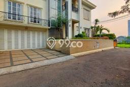 Rumah Luxury Modern Tanpa Renovasi di Pejaten Jakarta Selatan Rumah Luxury Modern Tanpa Renovasi di Pejaten Jakarta Selatan