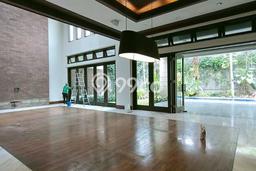 Rumah Luxury Modern Tanpa Renovasi di Dago Bandung Rumah Luxury Modern Tanpa Renovasi di Dago Bandung