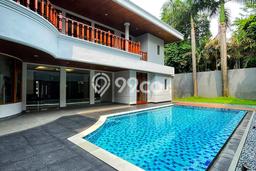 Jual Rumah Luas Elegan Dengan View Eksklusif di Pondok Indah, Jakarta Selatan Jual Rumah Luas Elegan Dengan View Eksklusif di Pondok Indah, Jakarta Selatan