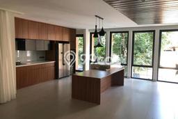 Properti Mewah LT 140m² Akses Mudah di Kemang, Jakarta Selatan Properti Mewah LT 140m² Akses Mudah di Kemang, Jakarta Selatan