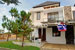 Rumah minimalis baru di BSB Rumah minimalis baru di BSB