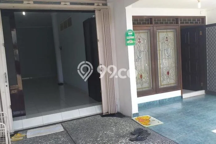For Sale Rumah 3 Kamar Lokasi Strategis Bagus dan Strategis di Sidoarjo For Sale Rumah 3 Kamar Lokasi Strategis Bagus dan Strategis di Sidoarjo