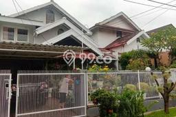 Rumah Elit Modern Tanpa Renovasi di Bintaro Tangerang Selatan Rumah Elit Modern Tanpa Renovasi di Bintaro Tangerang Selatan