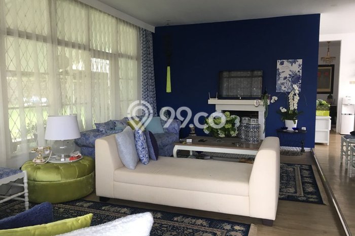 Rumah Mewah LB 420m2 Siap Pakai Desain Elegan di Lembang, Bandung Rumah Mewah LB 420m2 Siap Pakai Desain Elegan di Lembang, Bandung