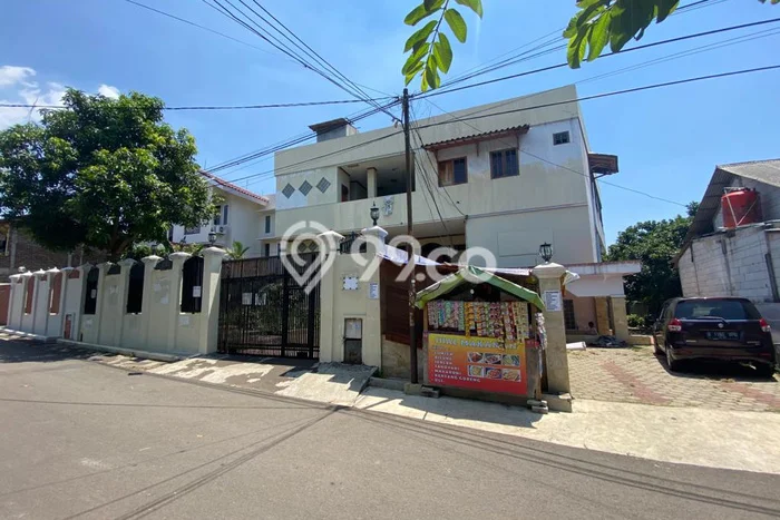Dijual Rumah Mewah Elegan Dengan View Eksklusif di Lebak Bulus, Jakarta Selatan Dijual Rumah Mewah Elegan Dengan View Eksklusif di Lebak Bulus, Jakarta Selatan