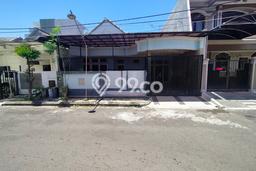 Disewakan! Rumah 3 Kamar Tidur &
2 Kamar Mandi di Sutorejo, Surabaya Disewakan! Rumah 3 Kamar Tidur &
2 Kamar Mandi di Sutorejo, Surabaya