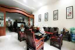 Dijual Rumah Premium dengan Fasilitas Sekitar Lengkap di Medan Polonia, Medan Dijual Rumah Premium dengan Fasilitas Sekitar Lengkap di Medan Polonia, Medan