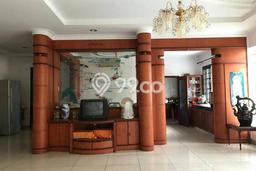 Rumah Modern area Medan Petisah, Medan, Luas 300m² Bangunan 648m² Rumah Modern area Medan Petisah, Medan, Luas 300m² Bangunan 648m²