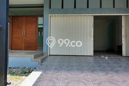 Ready to Use! Luxury House LT 300m2 Desain Elegan di Semeru Ready to Use! Luxury House LT 300m2 Desain Elegan di Semeru