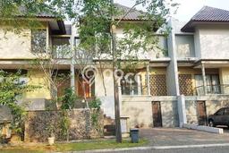 Rumah kawasan BSD De Park, Akses ke Pusat Kota, 3 KM, LT 250m2m² Bangunan 200m2m² Rumah kawasan BSD De Park, Akses ke Pusat Kota, 3 KM, LT 250m2m² Bangunan 200m2m²