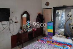 Rumah Strategis Modern Lb 205m2 di Ciputat, Tangerang Selatan Rumah Strategis Modern Lb 205m2 di Ciputat, Tangerang Selatan