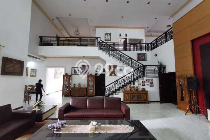 Dijual Rumah Luas Elegan Dengan View Cantik di Kota Sepang, Bandar Lampung Dijual Rumah Luas Elegan Dengan View Cantik di Kota Sepang, Bandar Lampung