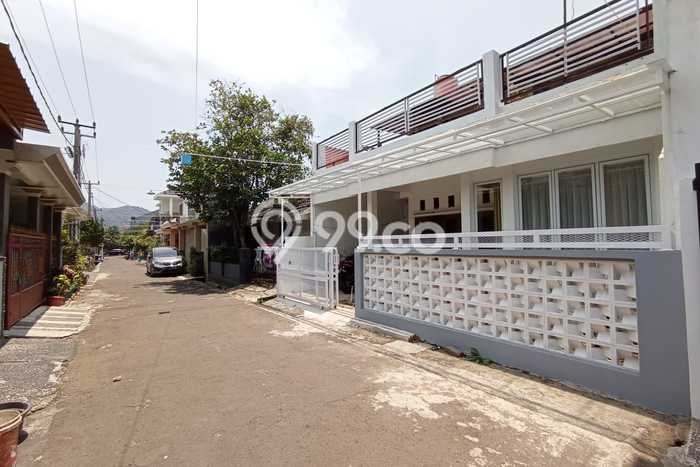 PENAWARAN TERBAIK! Rumah Premium area Cianjur, LT 96m2m² Bangunan 176m2m² PENAWARAN TERBAIK! Rumah Premium area Cianjur, LT 96m2m² Bangunan 176m2m²
