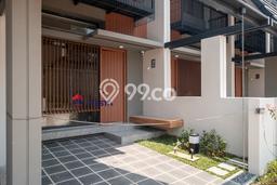 Rumah Terawat 2 KT 1 KM di Kawasan Komersial BSD, Tangerang Rumah Terawat 2 KT 1 KM di Kawasan Komersial BSD, Tangerang