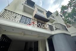 Rumah Mewah LB 350m2 Siap Huni Desain Elegan di Bangka, Jakarta Selatan Rumah Mewah LB 350m2 Siap Huni Desain Elegan di Bangka, Jakarta Selatan