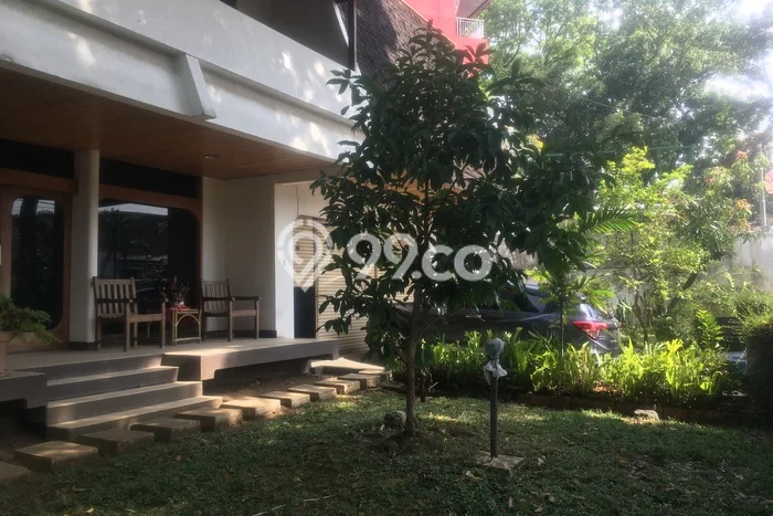 Hunian Elit LB 600m2 Siap Huni Desain Elegan di Sayap Dago, Bandung Hunian Elit LB 600m2 Siap Huni Desain Elegan di Sayap Dago, Bandung