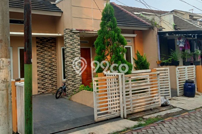 Rumah Strategis Harga Rugi di Karawaci Rumah Strategis Harga Rugi di Karawaci