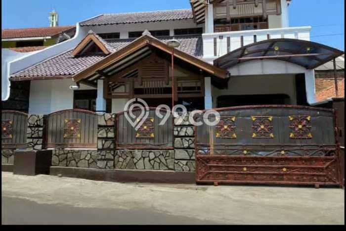 Rumah Luas Asri 4 KT Siap Pakai di Padasuka Bandung Rumah Luas Asri 4 KT Siap Pakai di Padasuka Bandung