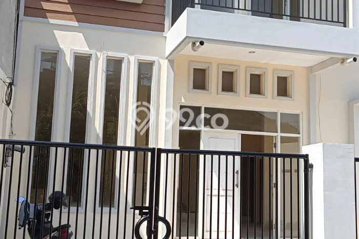 Rumah Minimalis 4 KT LT 136m2 di Darmo permai Rumah Minimalis 4 KT LT 136m2 di Darmo permai