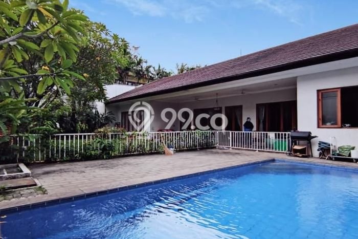 Jual Rumah Mewah Elegan Dengan View Eksklusif di Ampera, Jakarta Selatan Jual Rumah Mewah Elegan Dengan View Eksklusif di Ampera, Jakarta Selatan