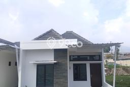 Rumah Nyaman 2 KT LB 38m2 Kondisi Bagus di Cihanjuang Rumah Nyaman 2 KT LB 38m2 Kondisi Bagus di Cihanjuang