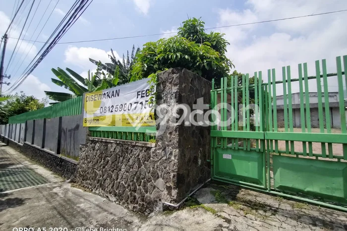 Sewa Rumah Nyaman di Bumiaji Harga Rp.650 Juta/ Tahun Sewa Rumah Nyaman di Bumiaji Harga Rp.650 Juta/ Tahun