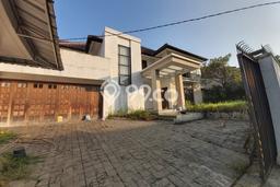 For Sale! Luxury House LT 454m2 Desain Modern di Lebak Bulus For Sale! Luxury House LT 454m2 Desain Modern di Lebak Bulus