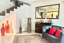 Hot Offer Hunian Mewah Ideal dan Luas di Ciputat, Tangerang Selatan Hot Offer Hunian Mewah Ideal dan Luas di Ciputat, Tangerang Selatan